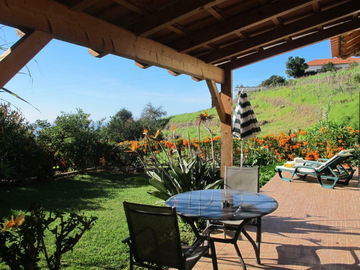 Blooming Botanic Houses Estreito Da Calheta Exterior photo